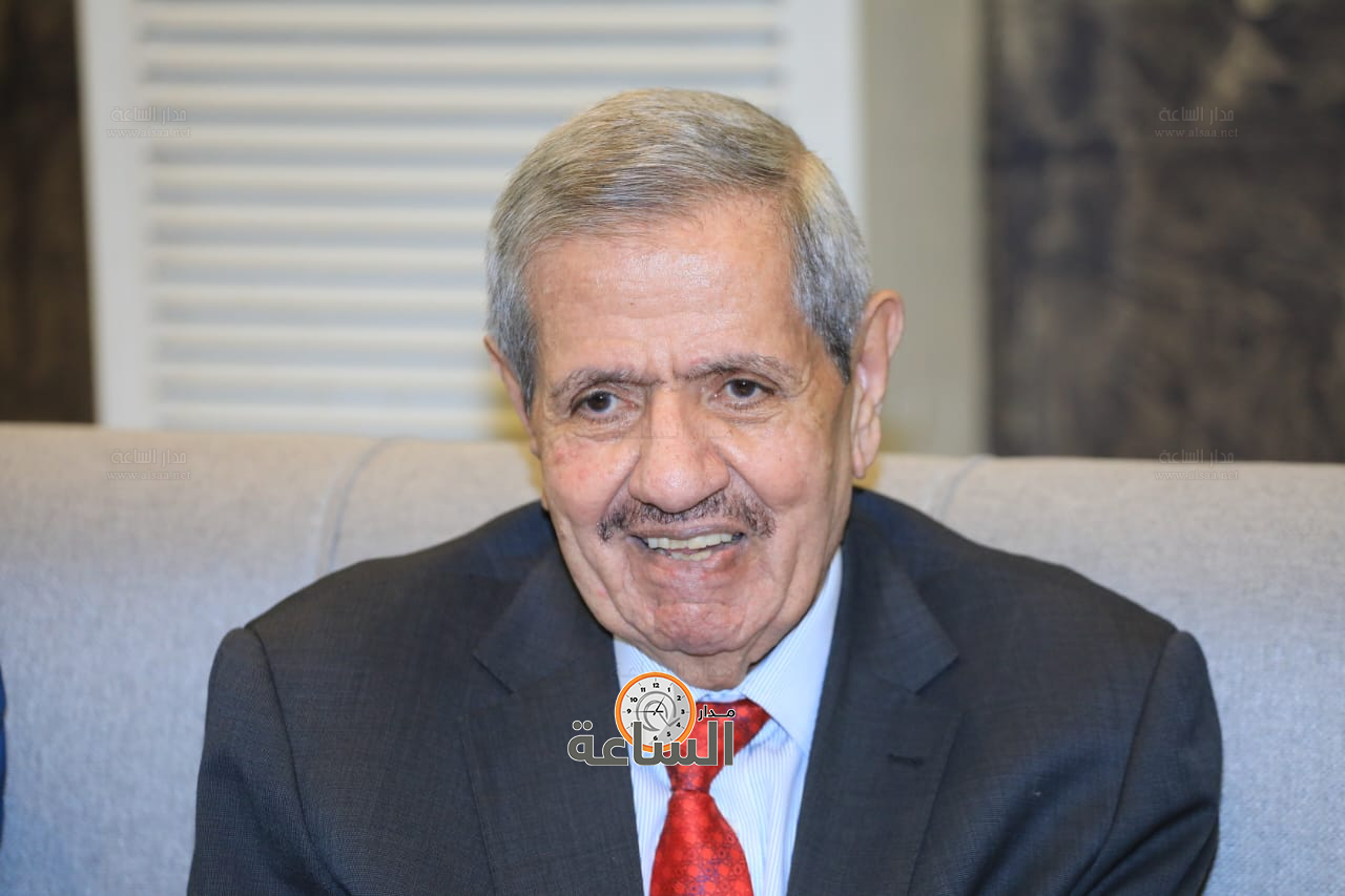 Madar Al-Saa Images 0.015649563968474944