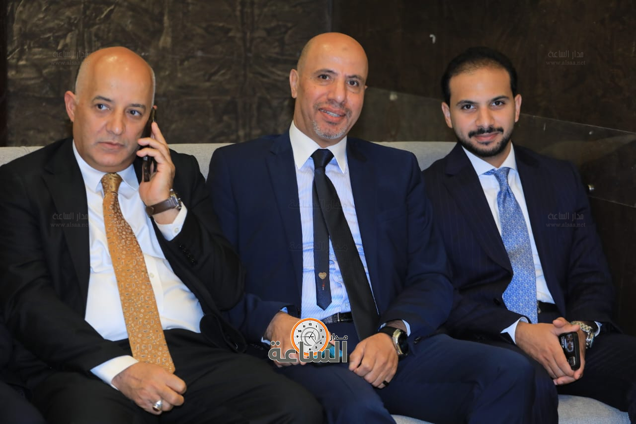 Madar Al-Saa Images 0.15273869695298925