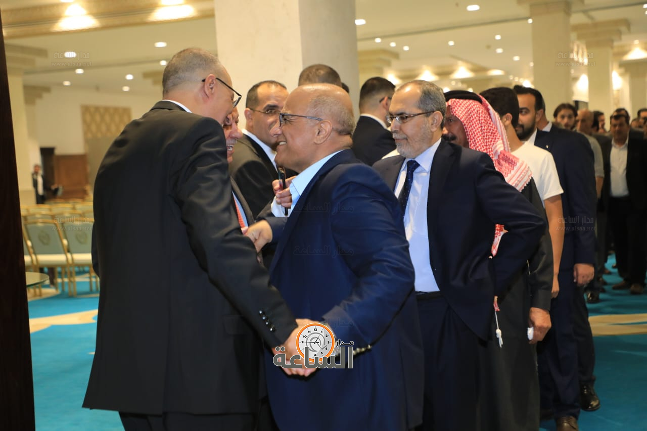 Madar Al-Saa Images 0.4864585906541987