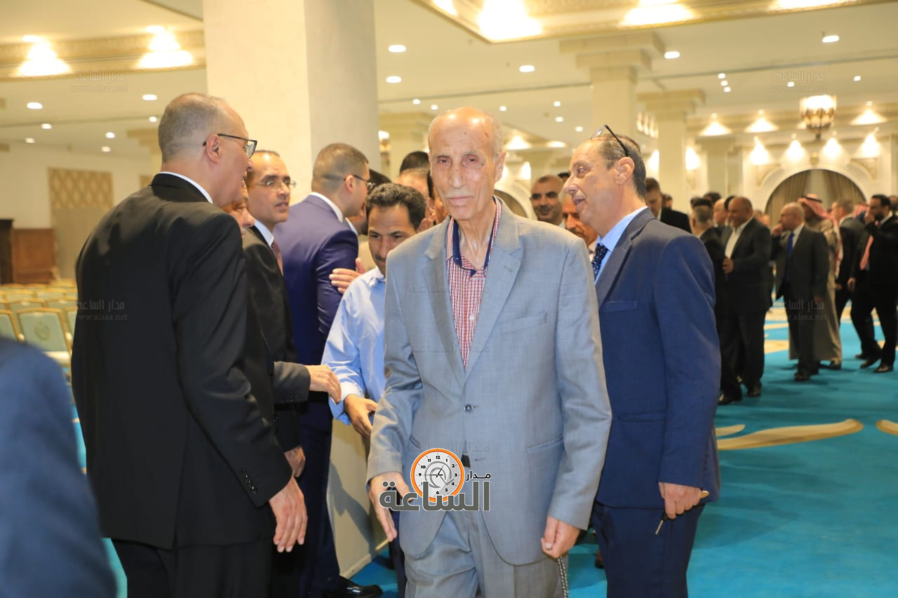 Madar Al-Saa Images 0.8515656151894111