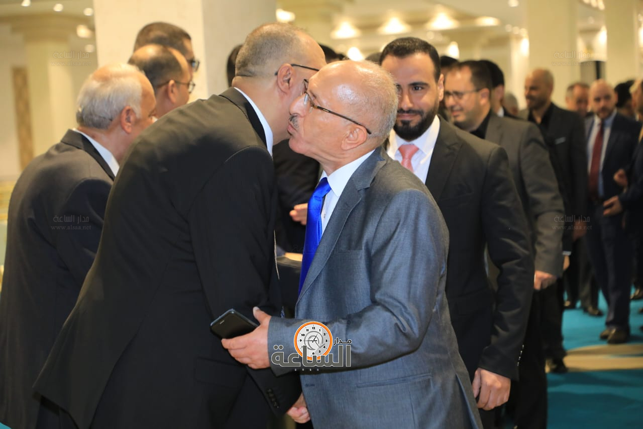 Madar Al-Saa Images 0.8185430261715334