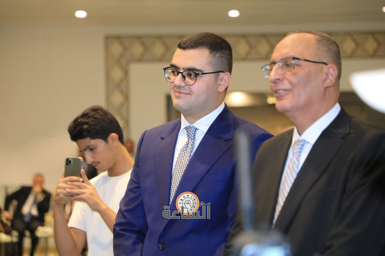 Madar Al-Saa Images 0.4141705832598792