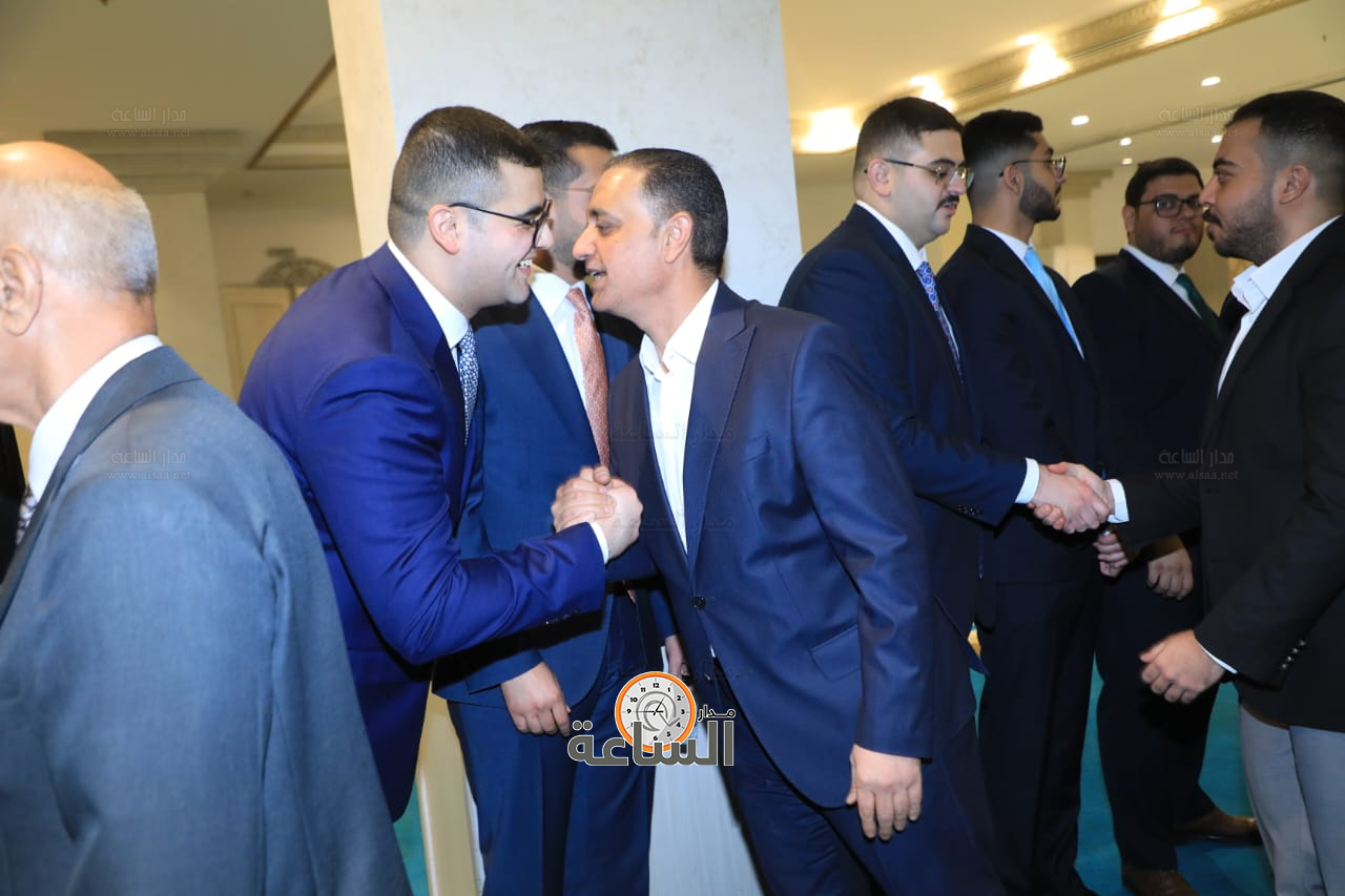 Madar Al-Saa Images 0.4173562916853104