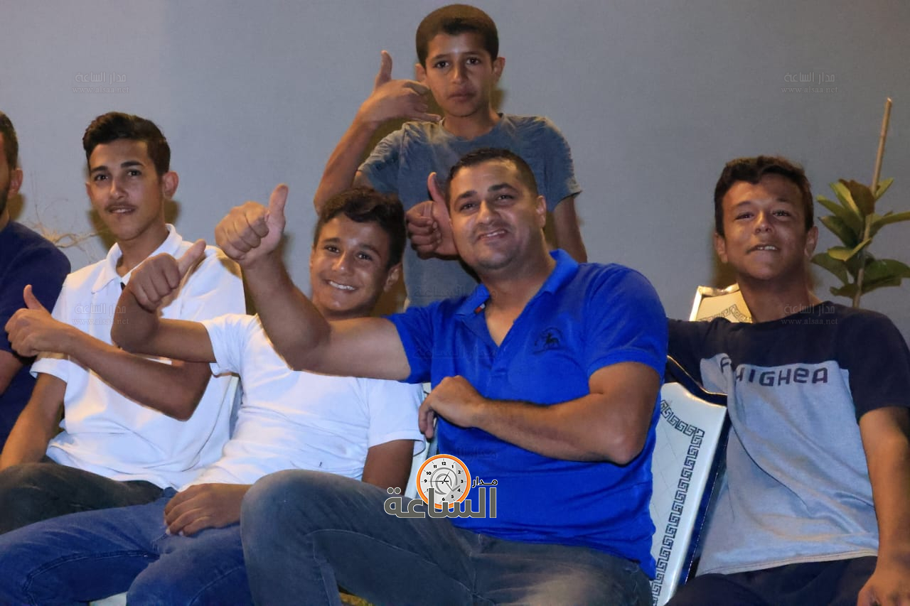 Madar Al-Saa Images 0.15343087765802543