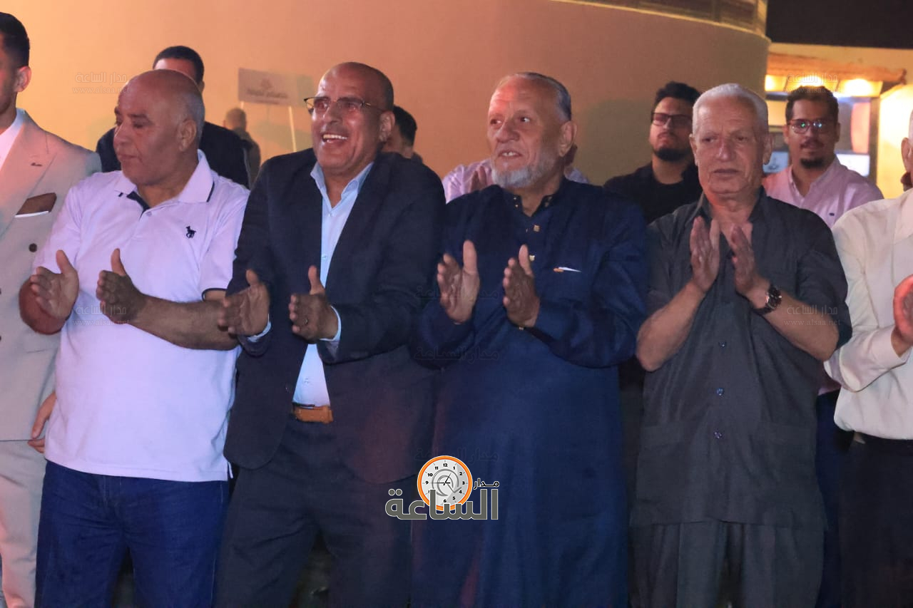 Madar Al-Saa Images 0.3701299661822177