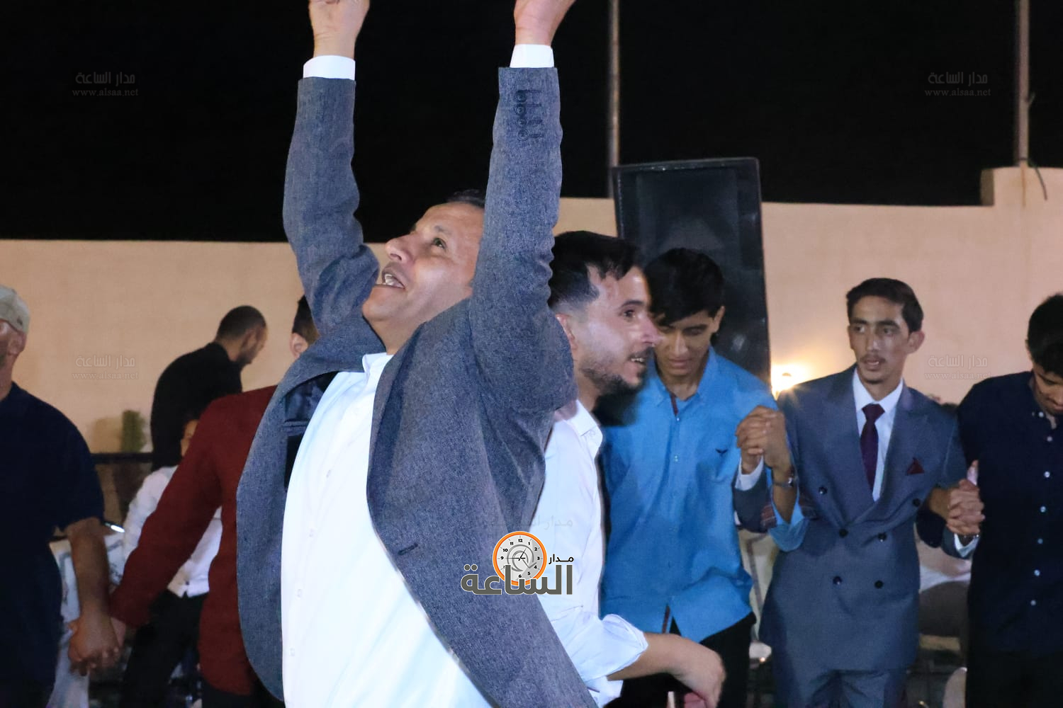 Madar Al-Saa Images 0.3793065939341219