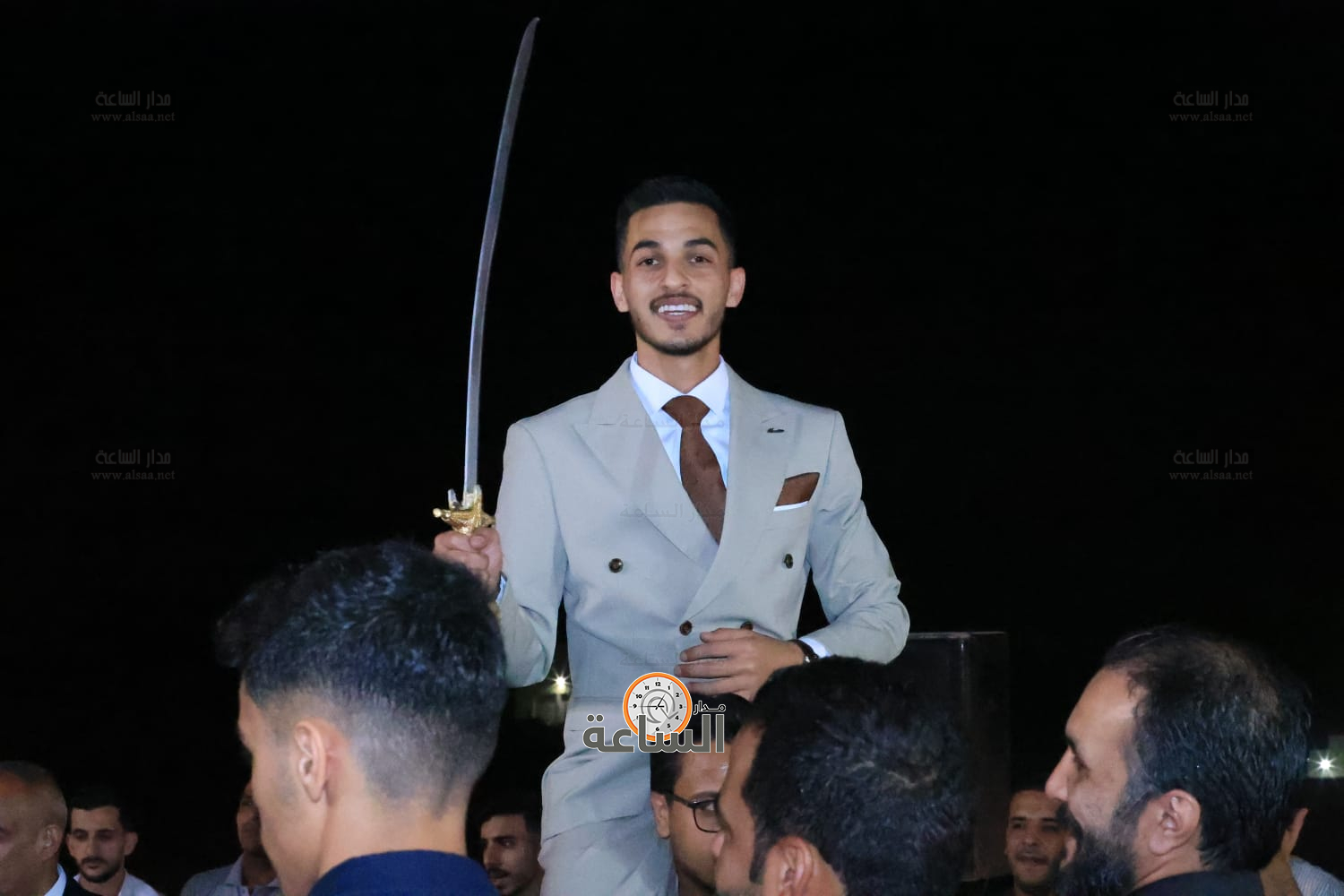 Madar Al-Saa Images 0.34140392709172807