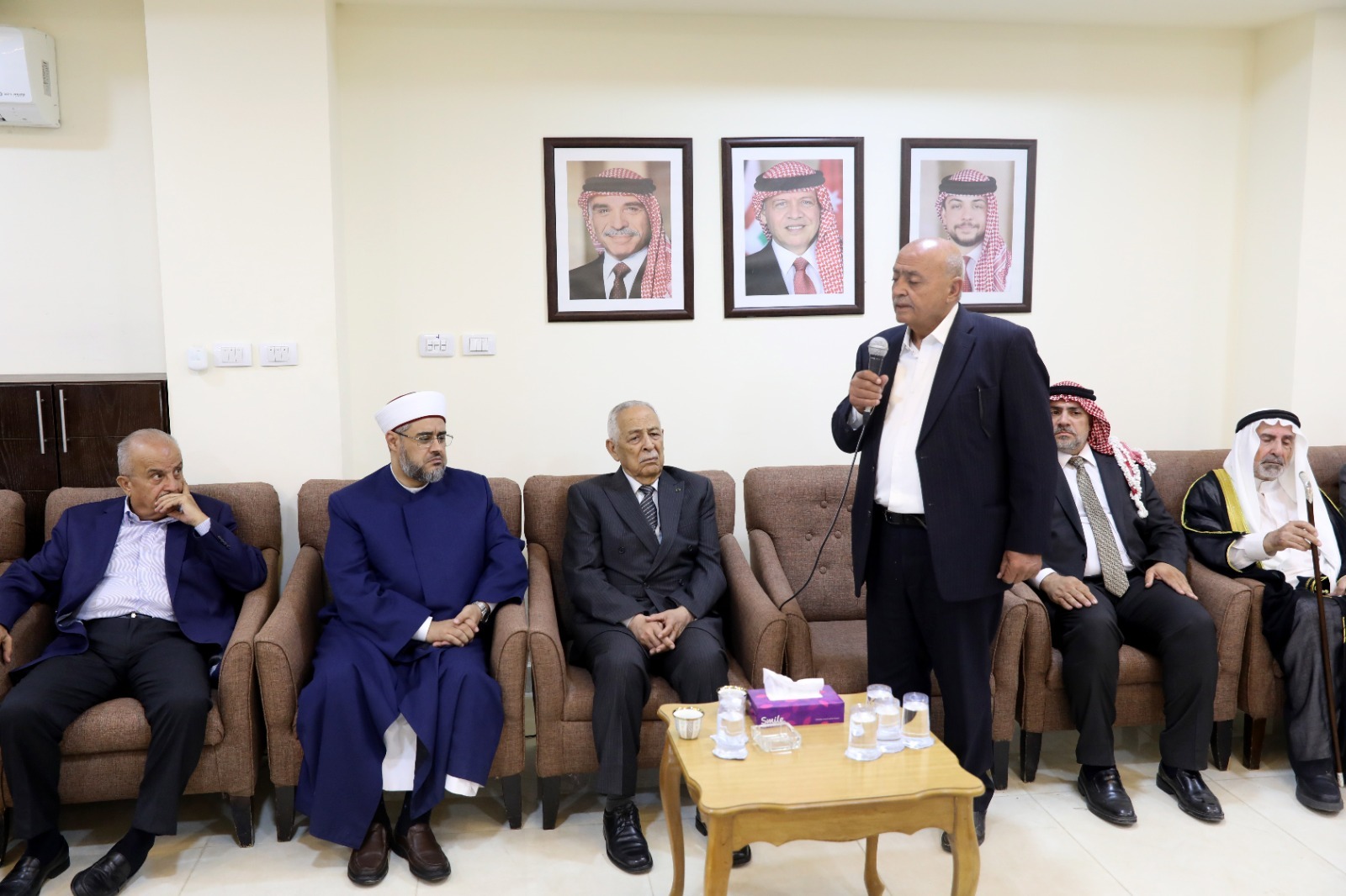 Madar Al-Saa Images 0.943557270233906