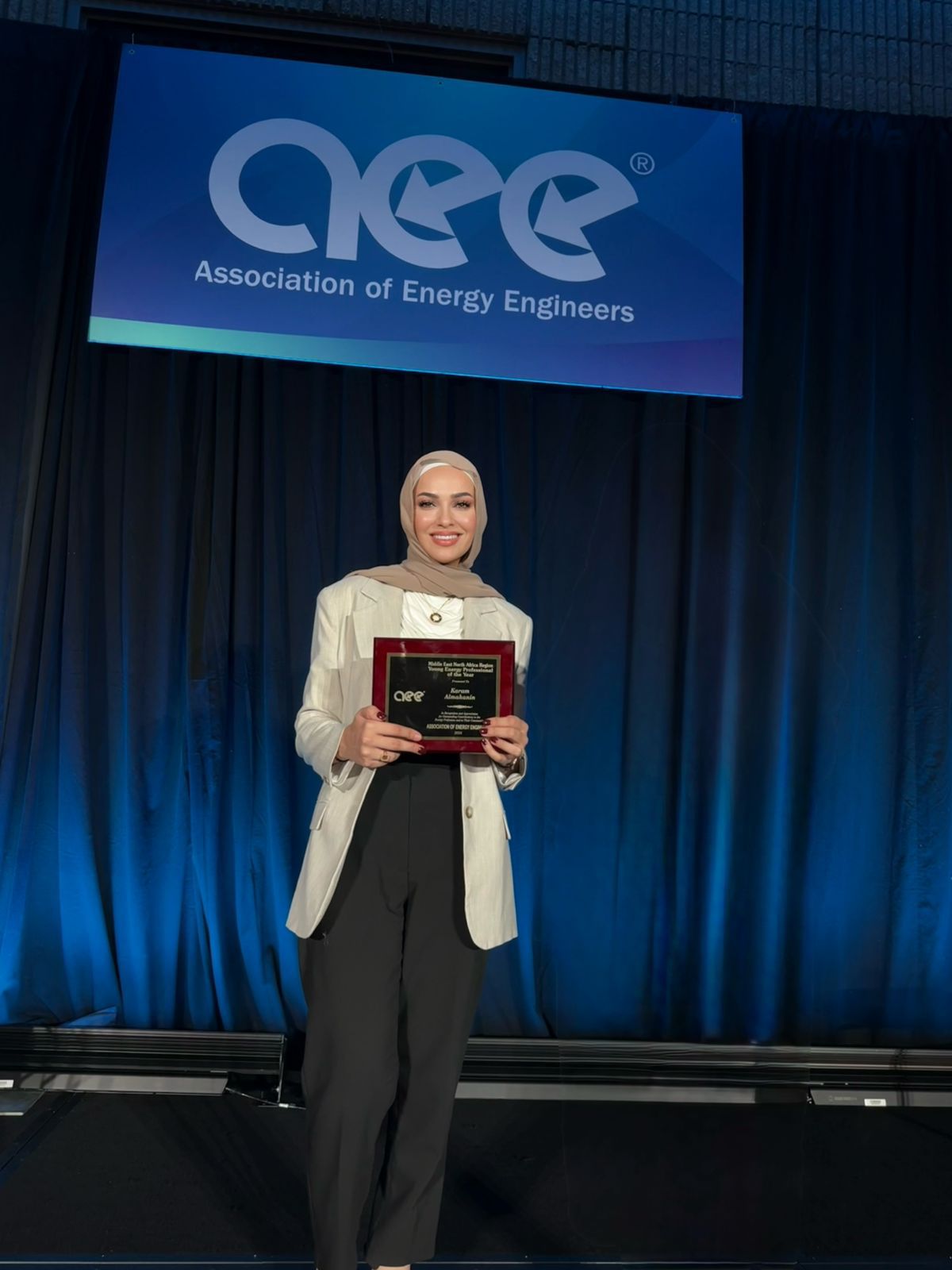 Madar Al-Saa Images 0.790083889191742