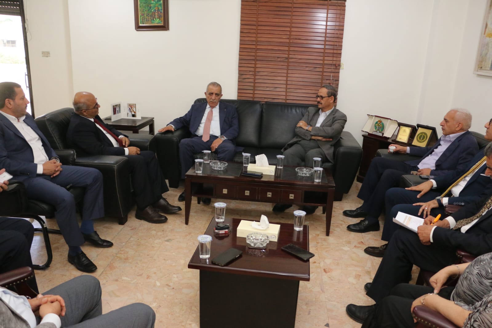 Madar Al-Saa Images 0.16981479784290698