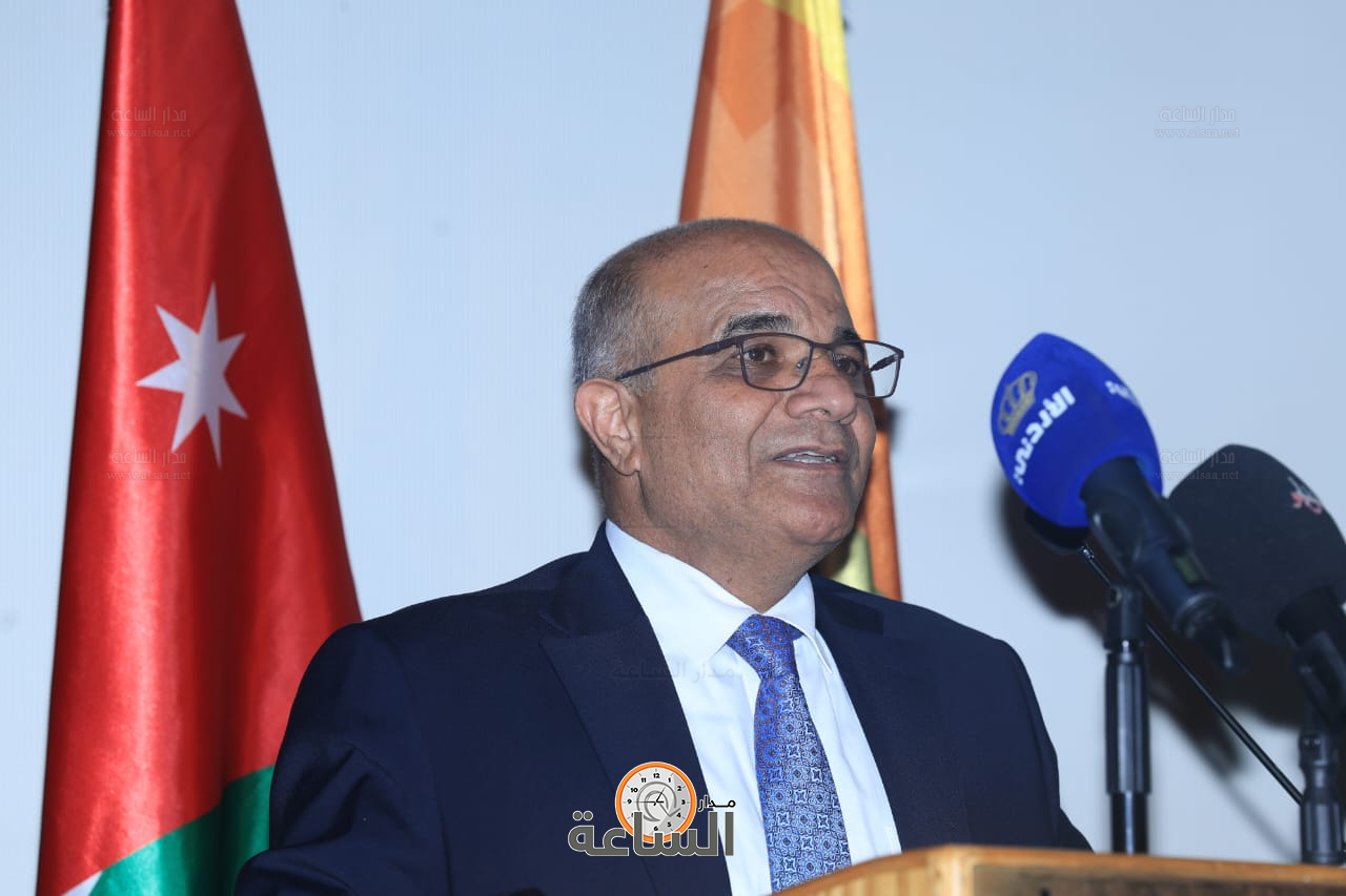 Madar Al-Saa Images 0.9726492581254005