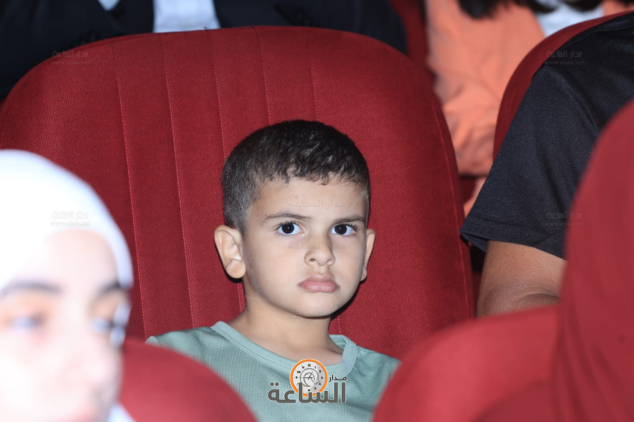 Madar Al-Saa Images 0.4940498236183085