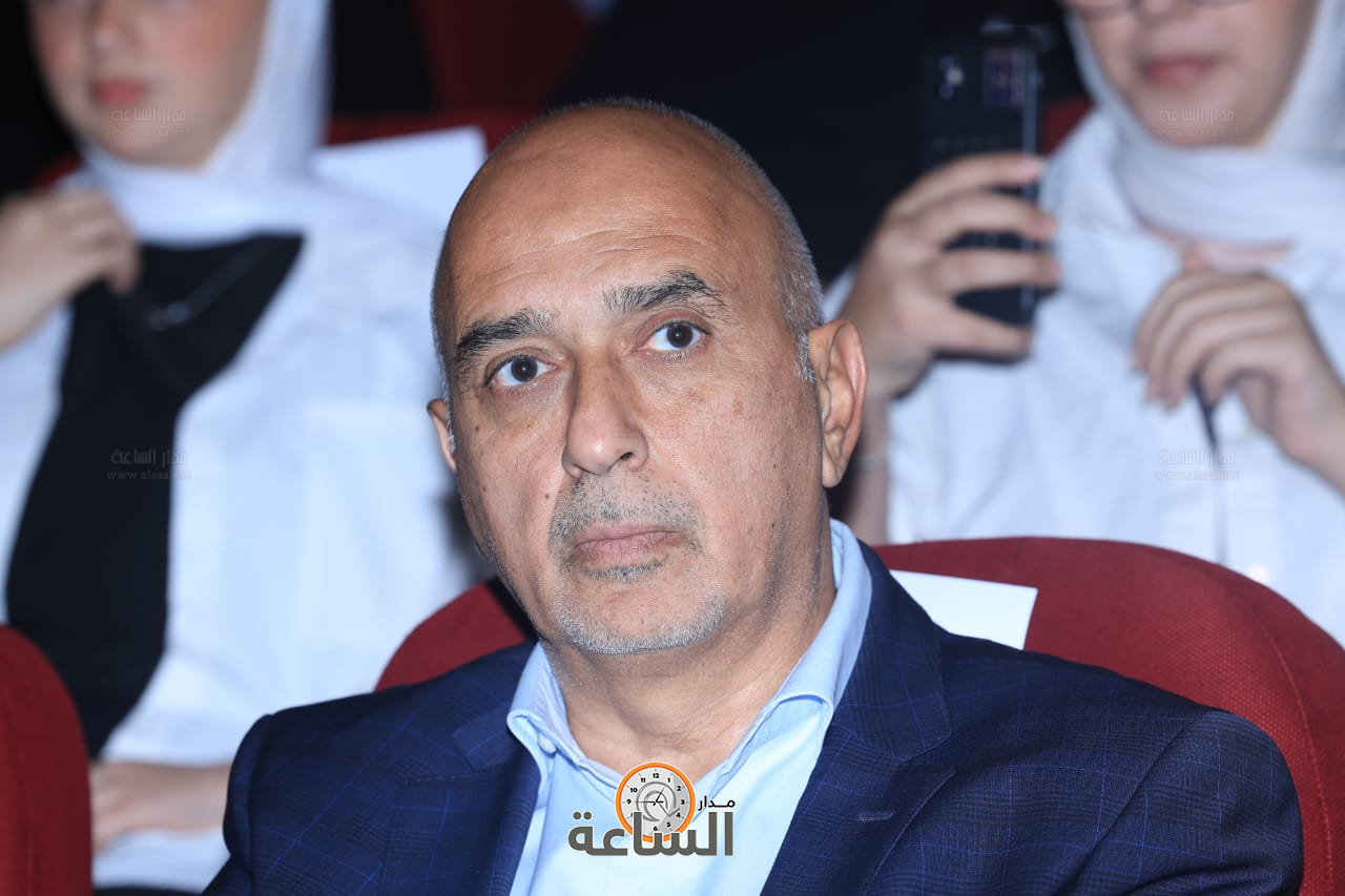 Madar Al-Saa Images 0.47285418239406485