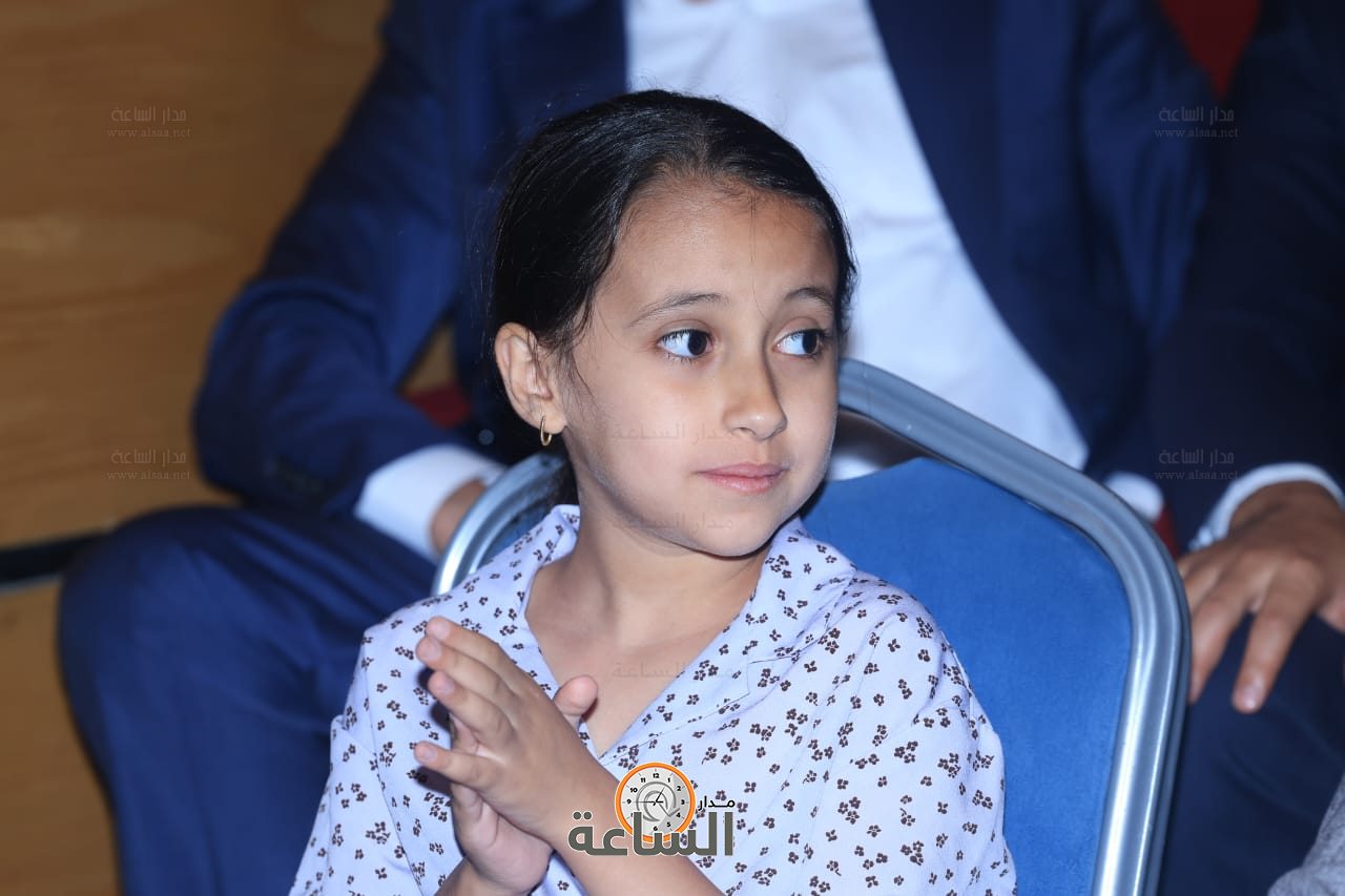 Madar Al-Saa Images 0.8051931526855701