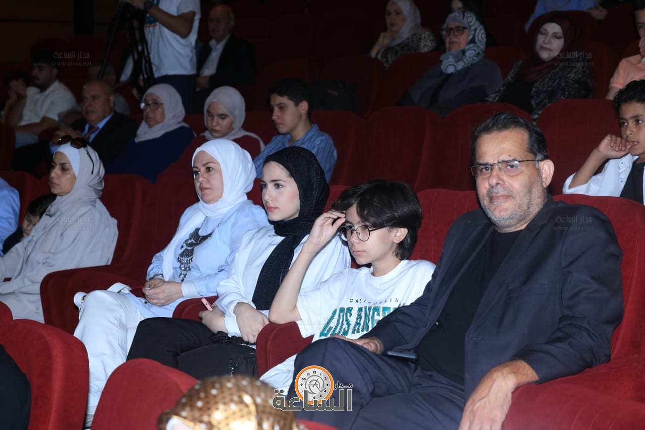 Madar Al-Saa Images 0.47080134038501964