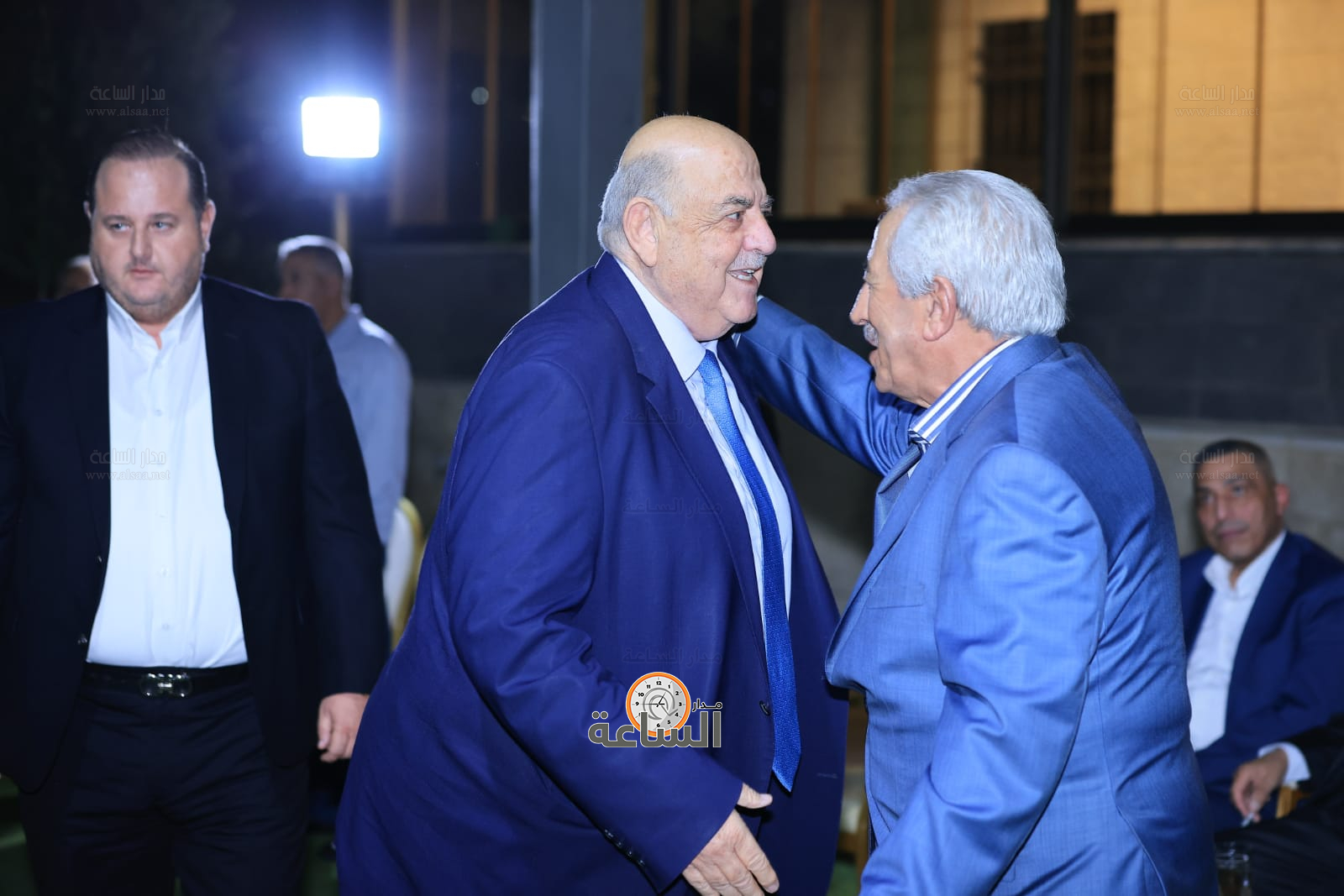 Madar Al-Saa Images 0.49633357235270326