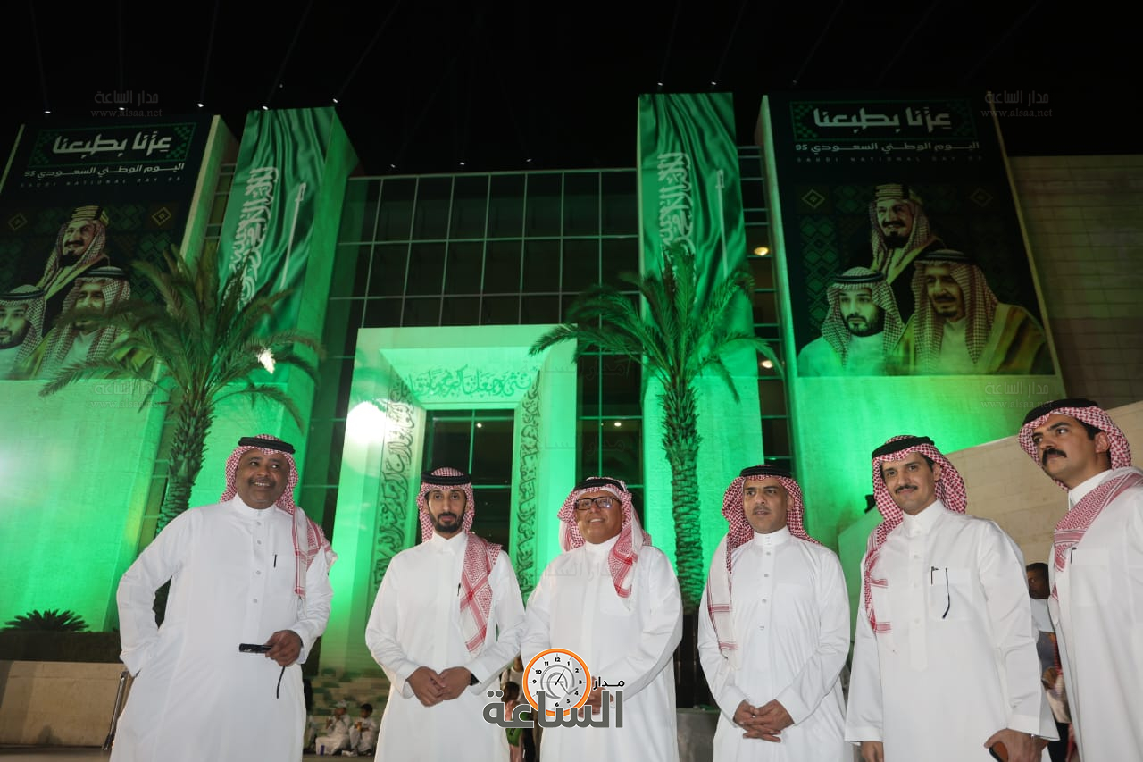 Madar Al-Saa Images 0.12139281654236811