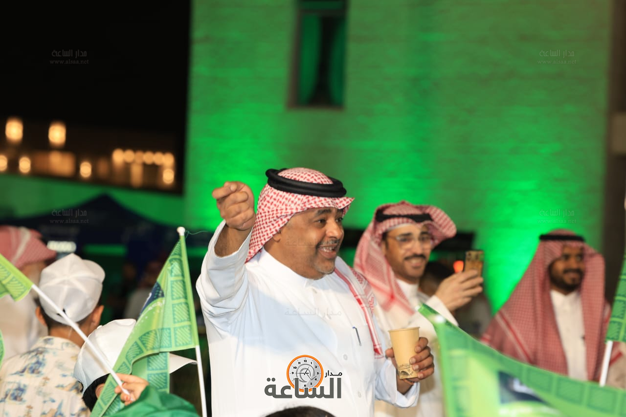 Madar Al-Saa Images 0.04263382307854746