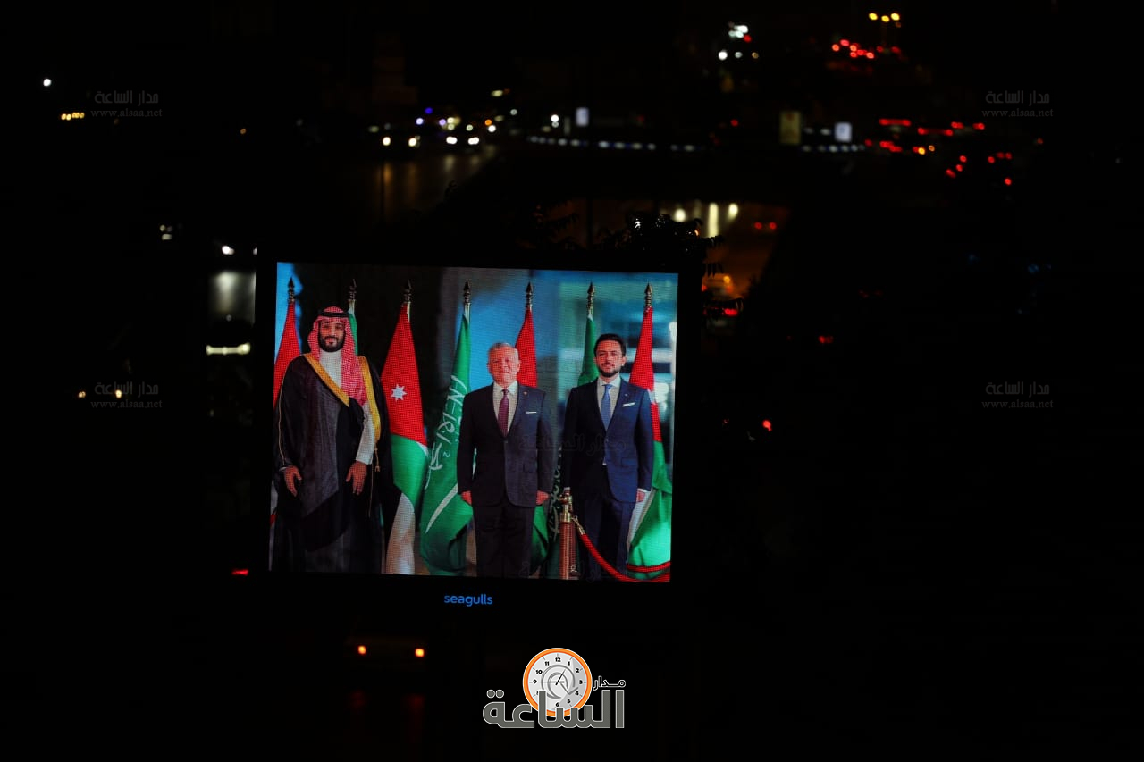 Madar Al-Saa Images 0.9267844051625269