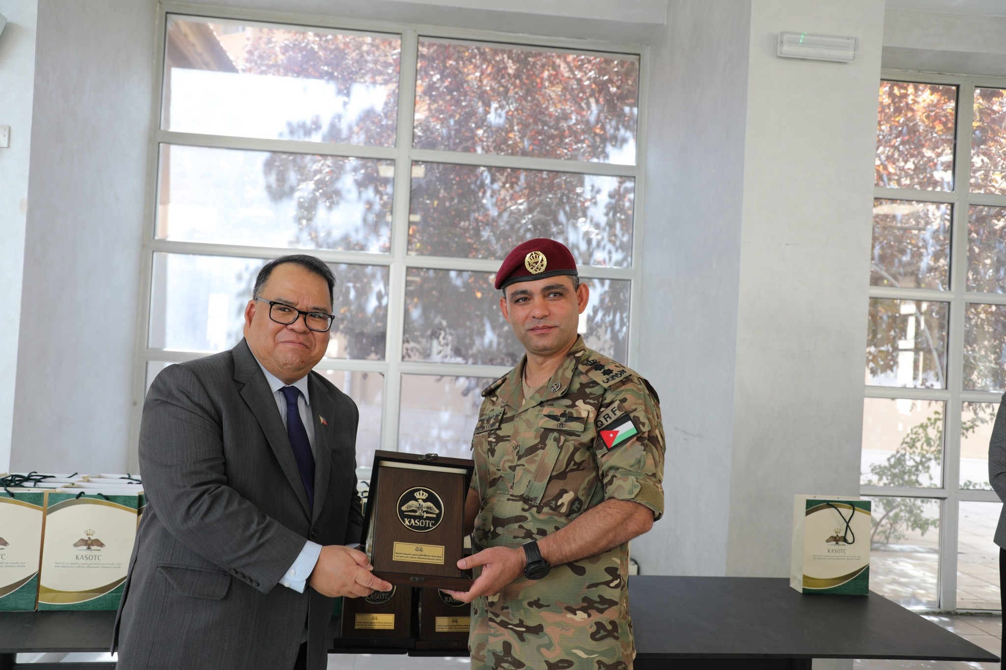 Madar Al-Saa Images 0.6434810018132179