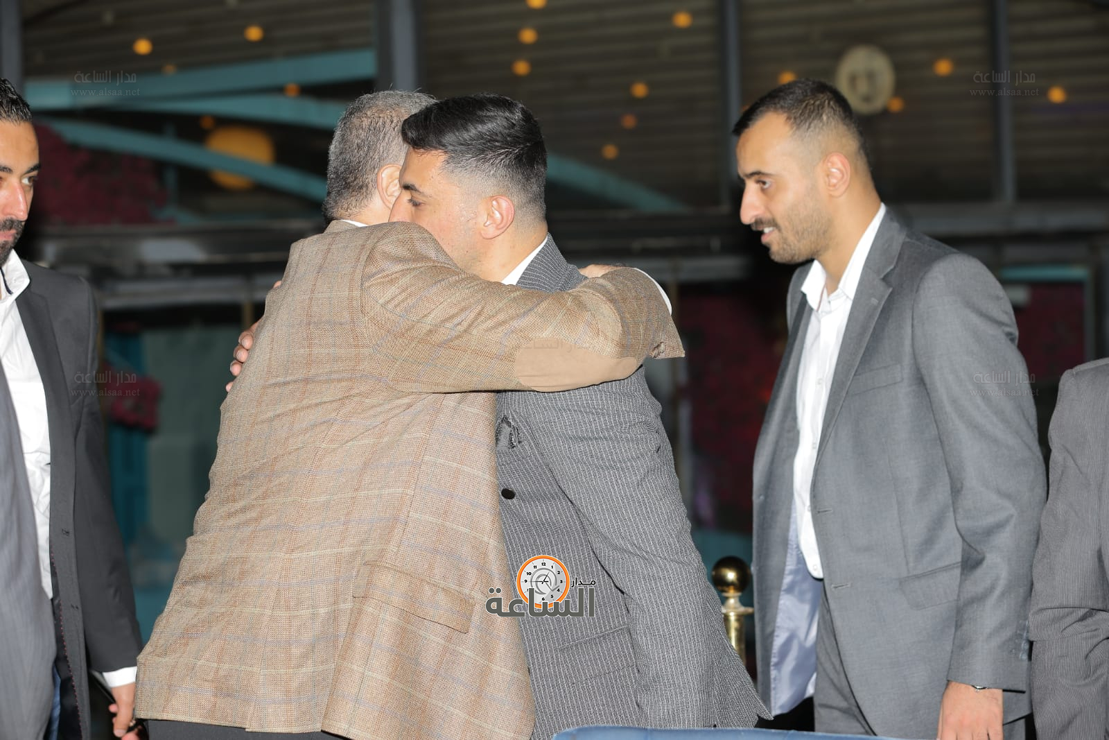 Madar Al-Saa Images 0.6300088415538547