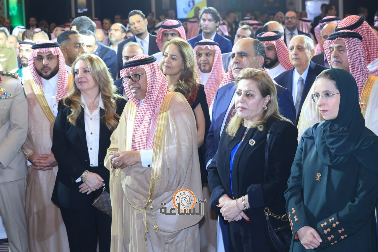 Madar Al-Saa Images 0.2628411578642592