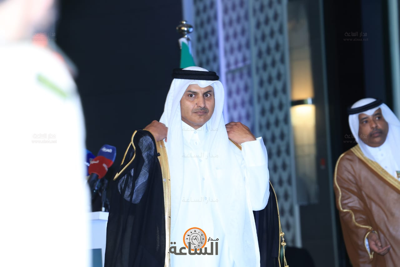 Madar Al-Saa Images 0.22835687813700956