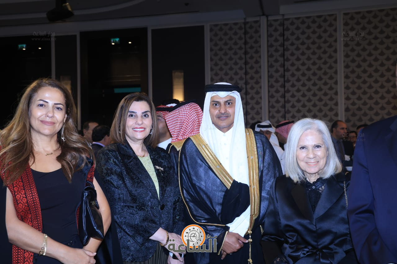 Madar Al-Saa Images 0.33104488659200637