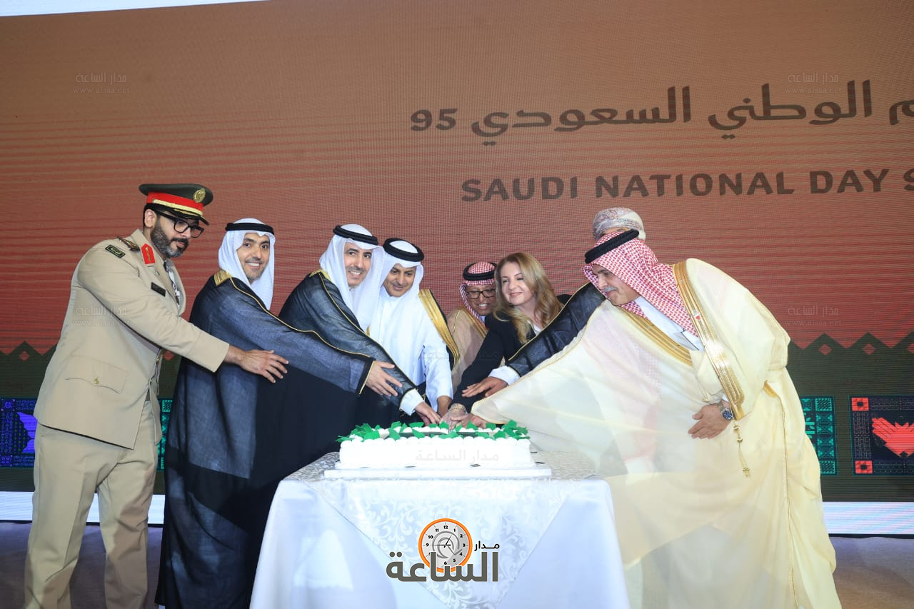 Madar Al-Saa Images 0.16910597352548074