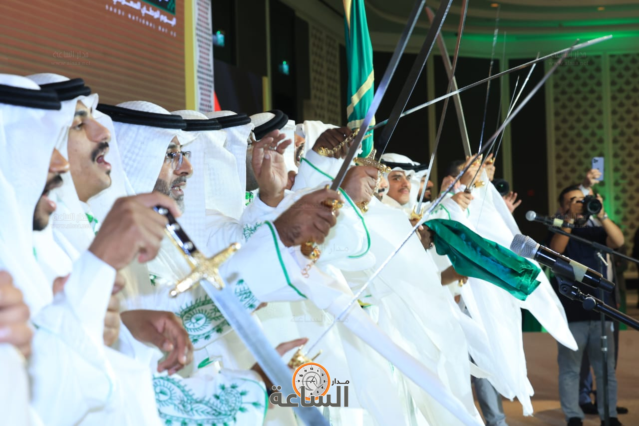 Madar Al-Saa Images 0.6057105378165152