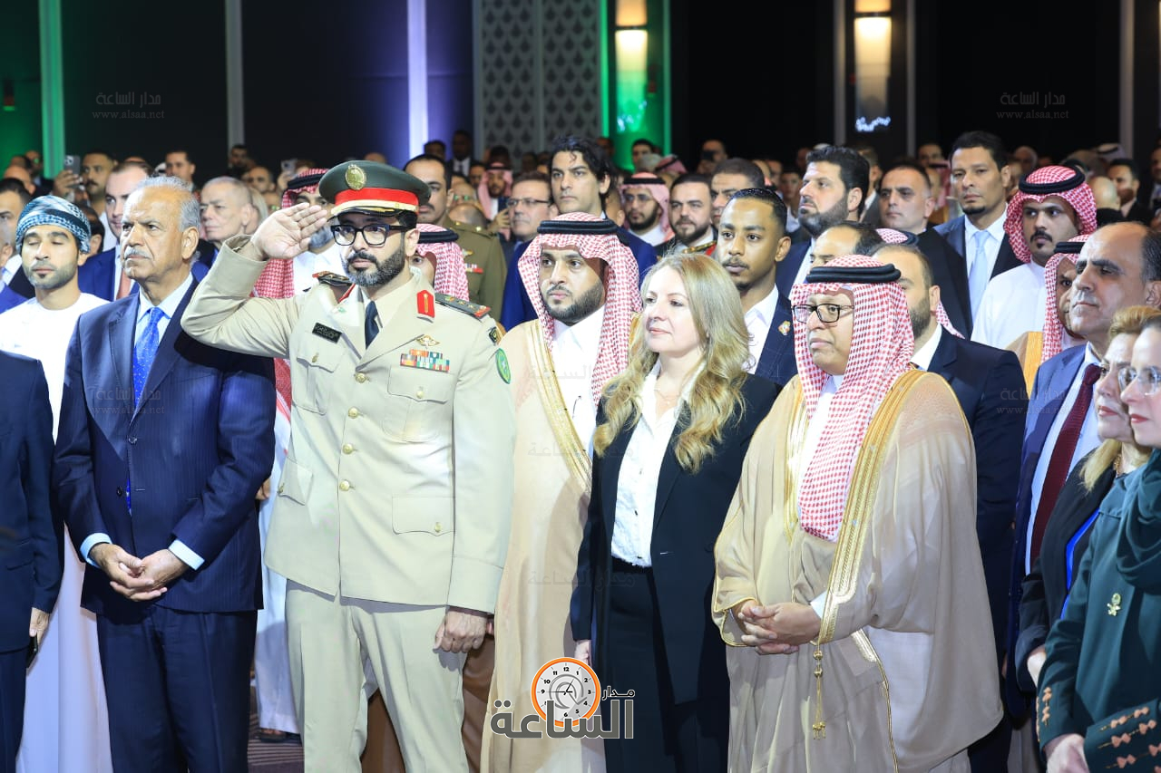 Madar Al-Saa Images 0.41150793156860044