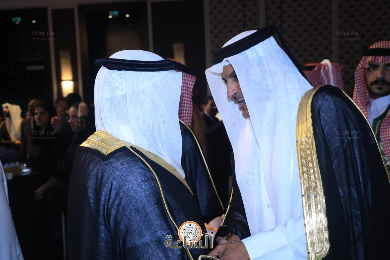 Madar Al-Saa Images 0.24951567575535138