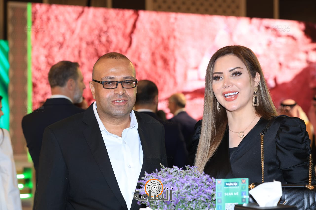 Madar Al-Saa Images 0.7320065137385492