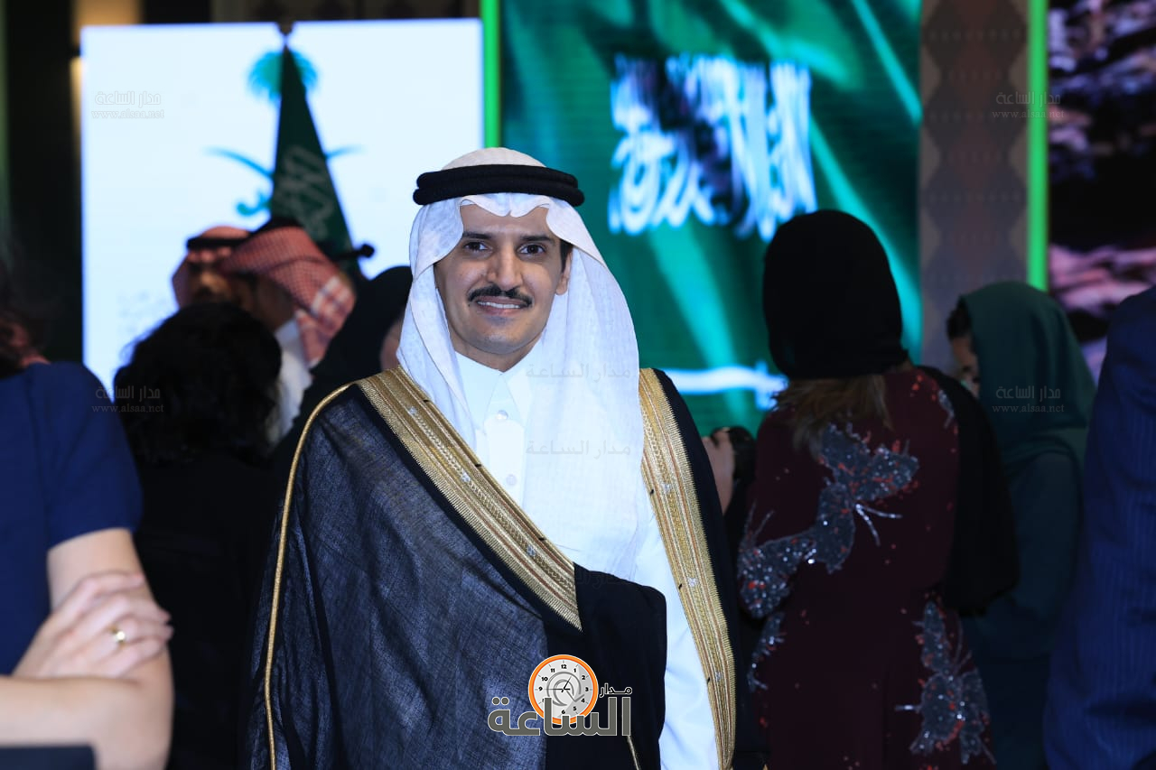 Madar Al-Saa Images 0.6066103310445627