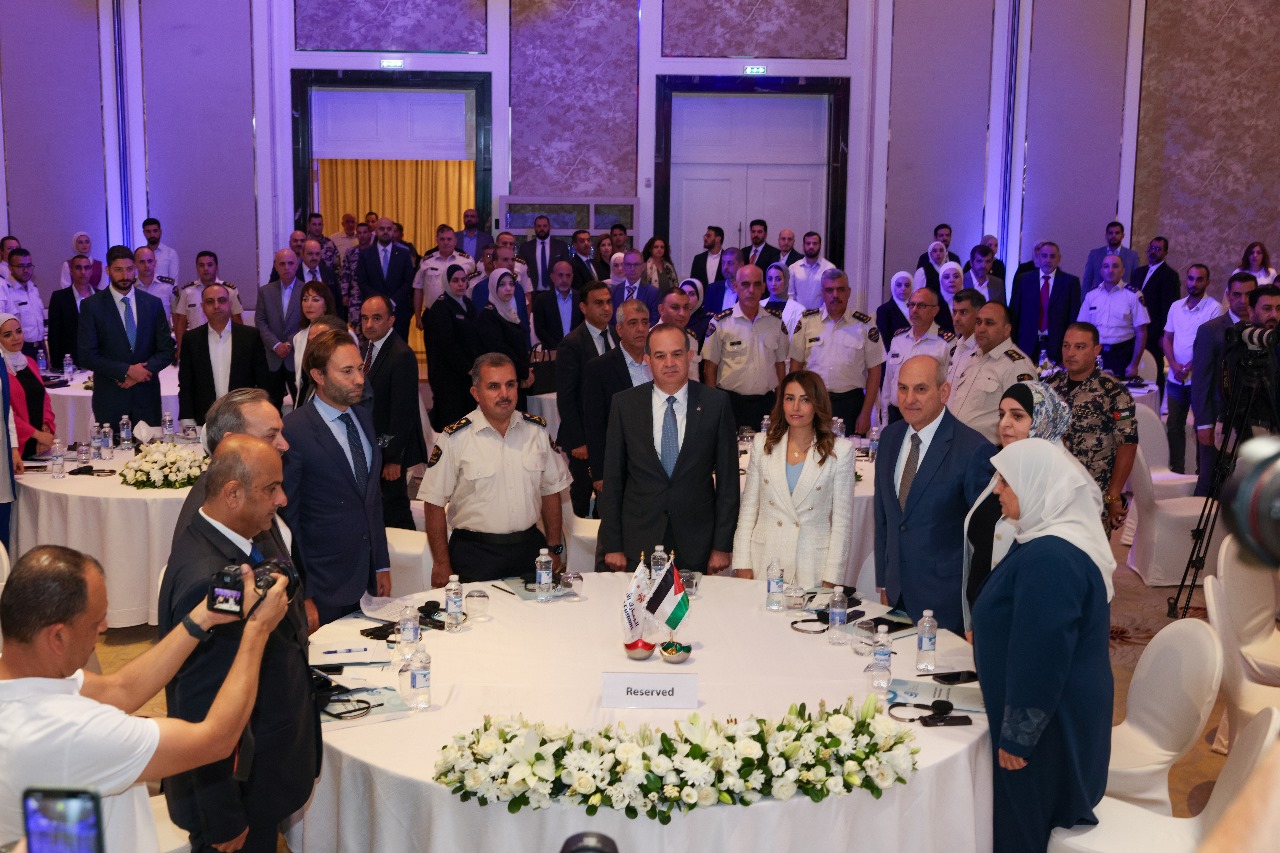 Madar Al-Saa Images 0.9563778686050961