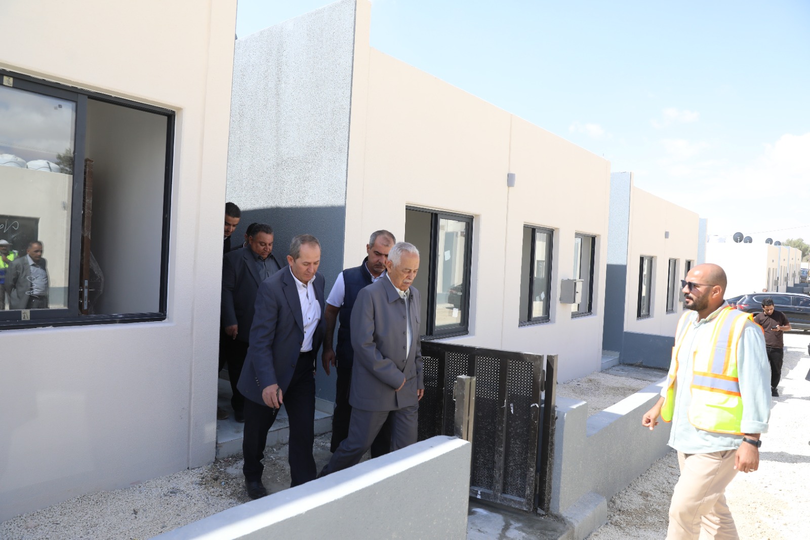 Madar Al-Saa Images 0.5622294967775009