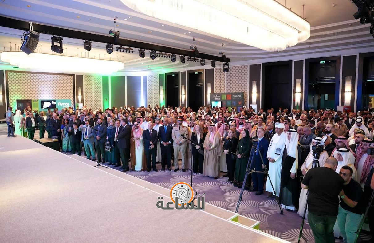 Madar Al-Saa Images 0.13657990550889965