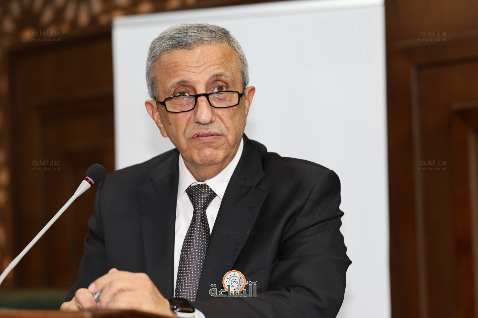 Madar Al-Saa Images 0.014267767154929611