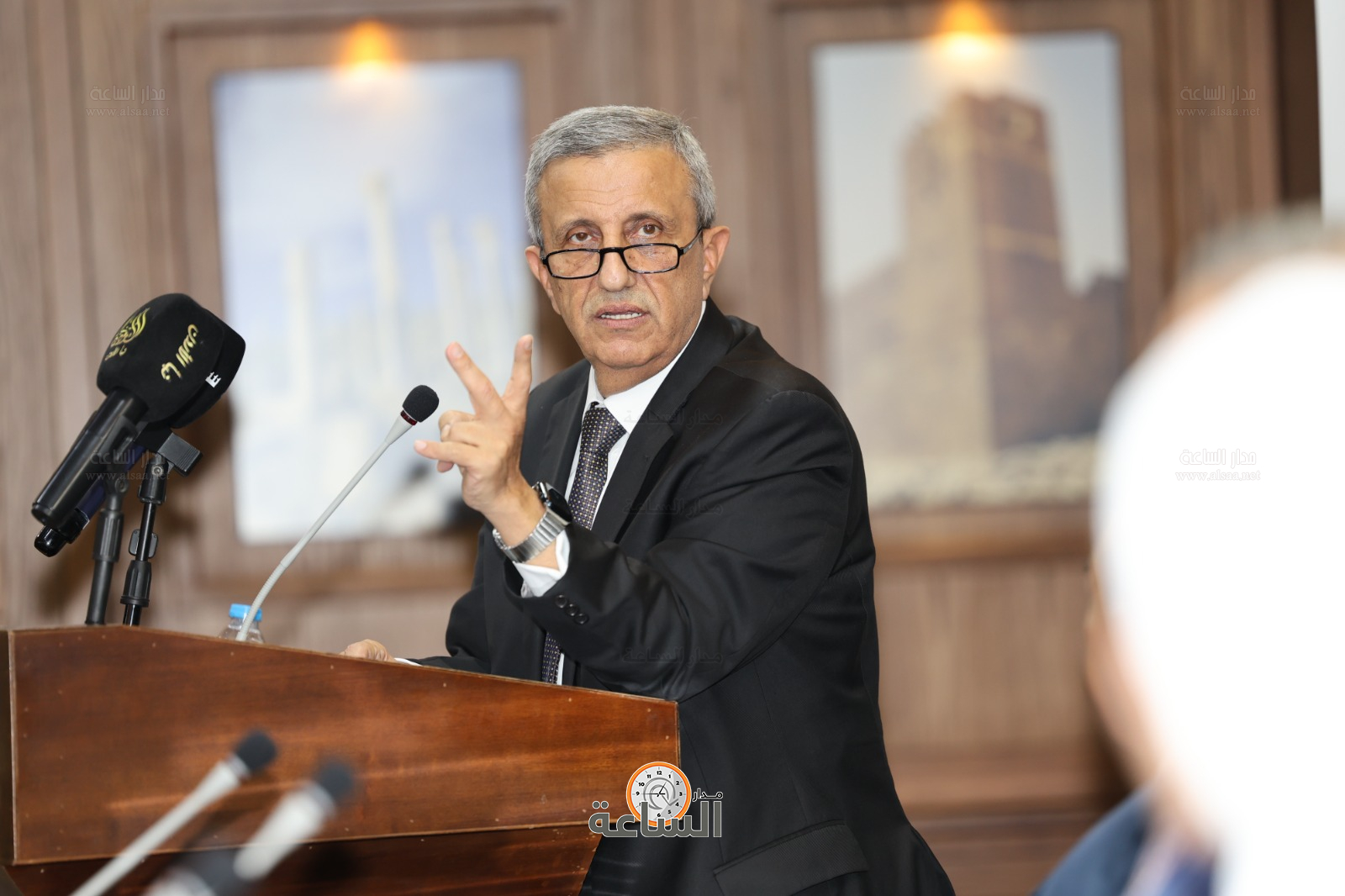 Madar Al-Saa Images 0.5130664278308174