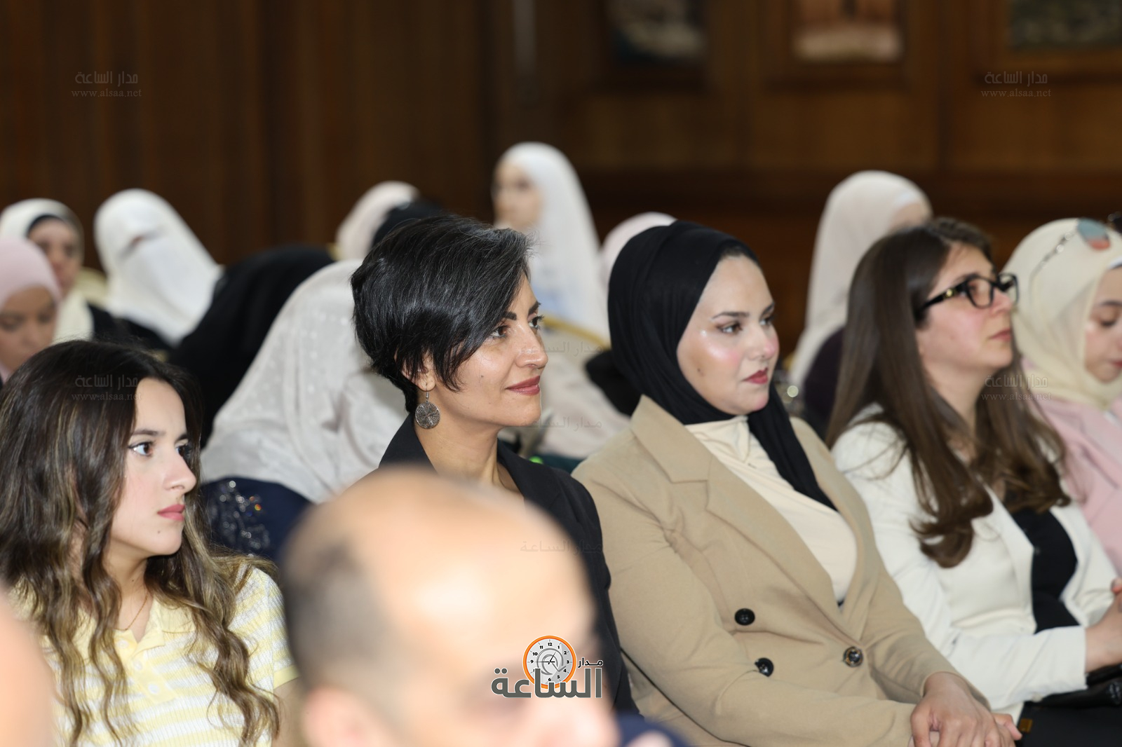 Madar Al-Saa Images 0.2786084171285761