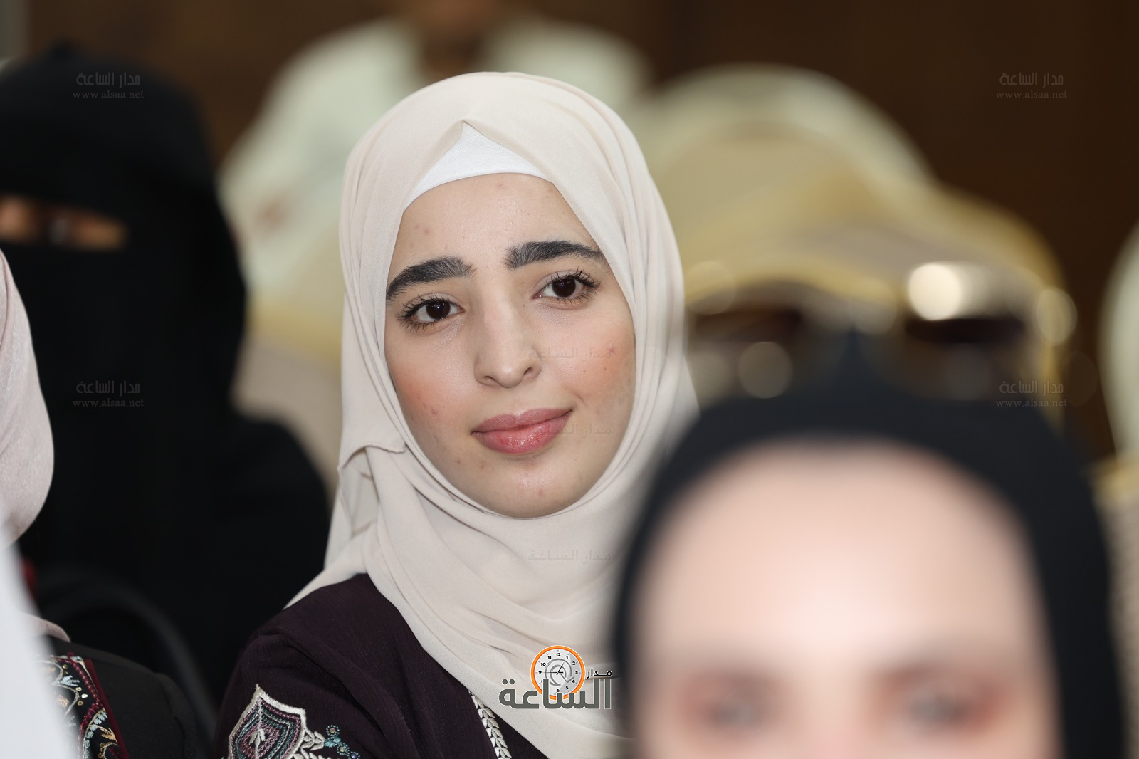 Madar Al-Saa Images 0.5142508718772143