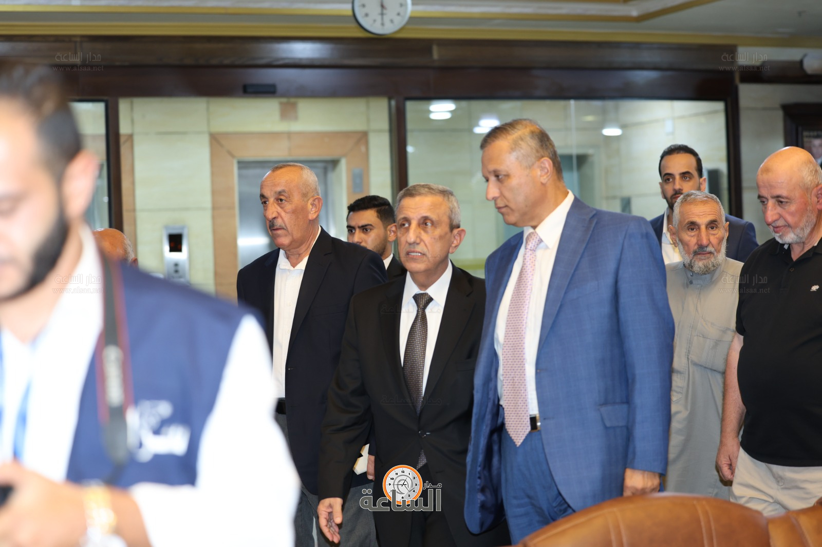 Madar Al-Saa Images 0.7049302444319225