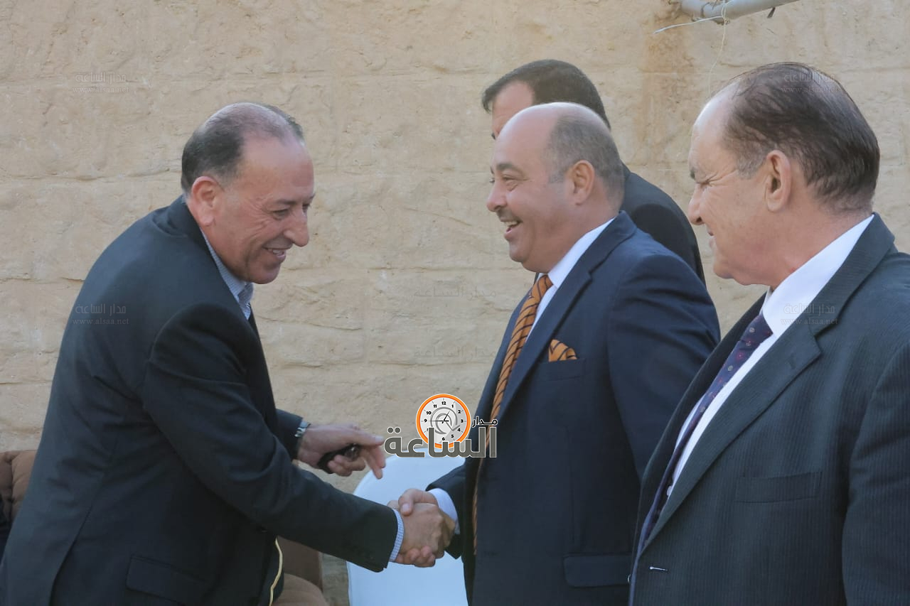 Madar Al-Saa Images 0.9706146079388338