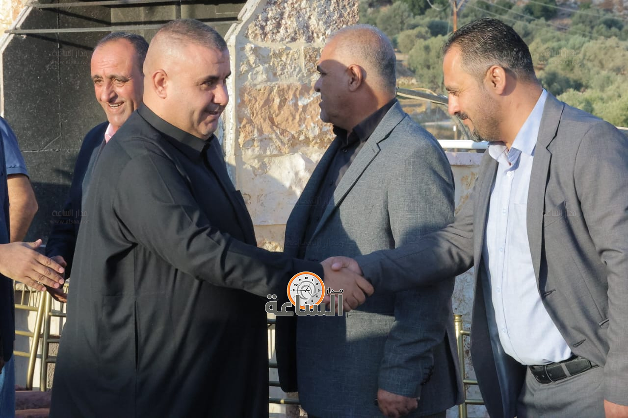 Madar Al-Saa Images 0.32727265842444564