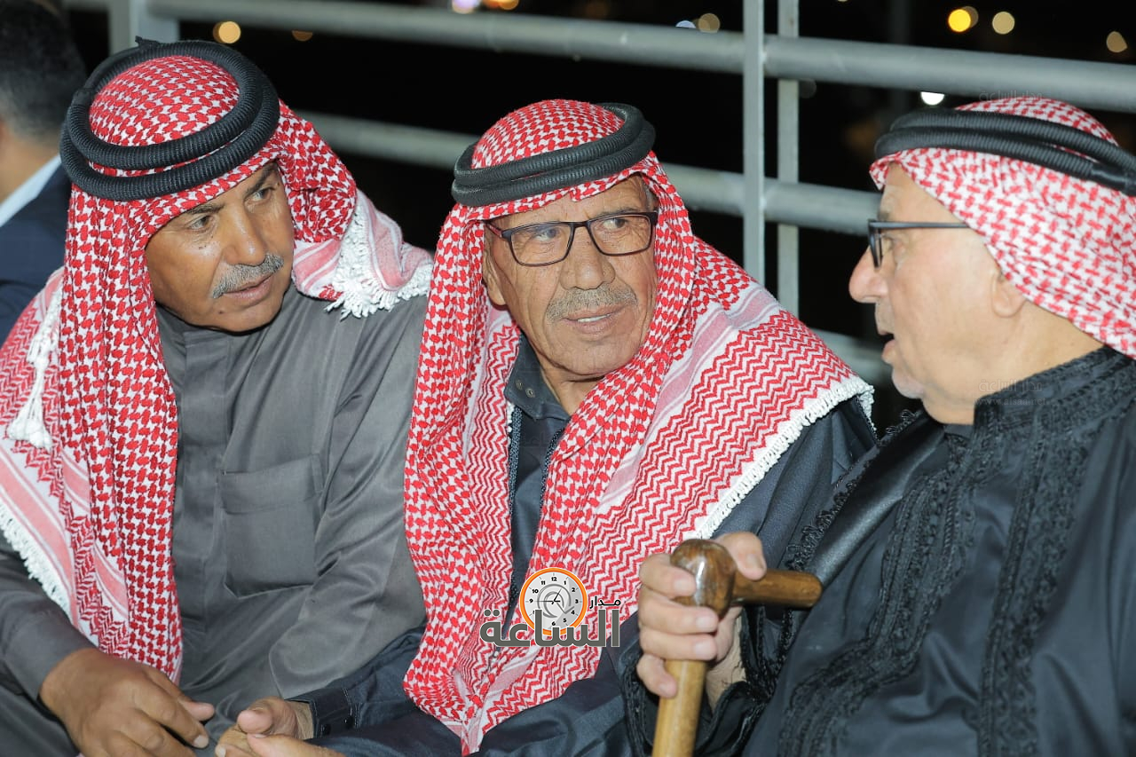 Madar Al-Saa Images 0.1465170416044974