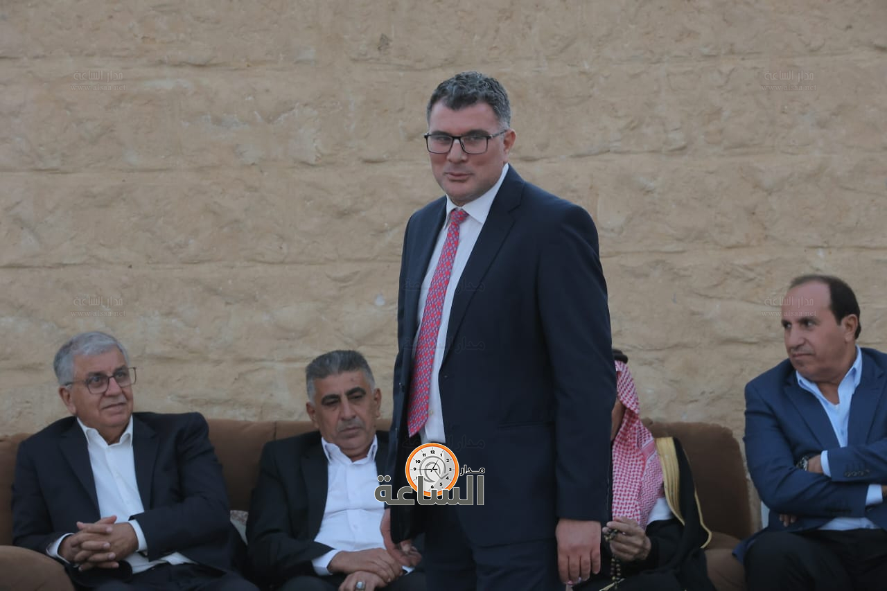 Madar Al-Saa Images 0.7873457816274199