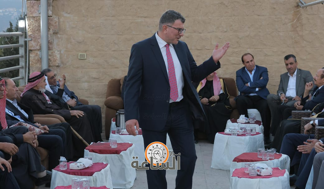 Madar Al-Saa Images 0.6290852916232468