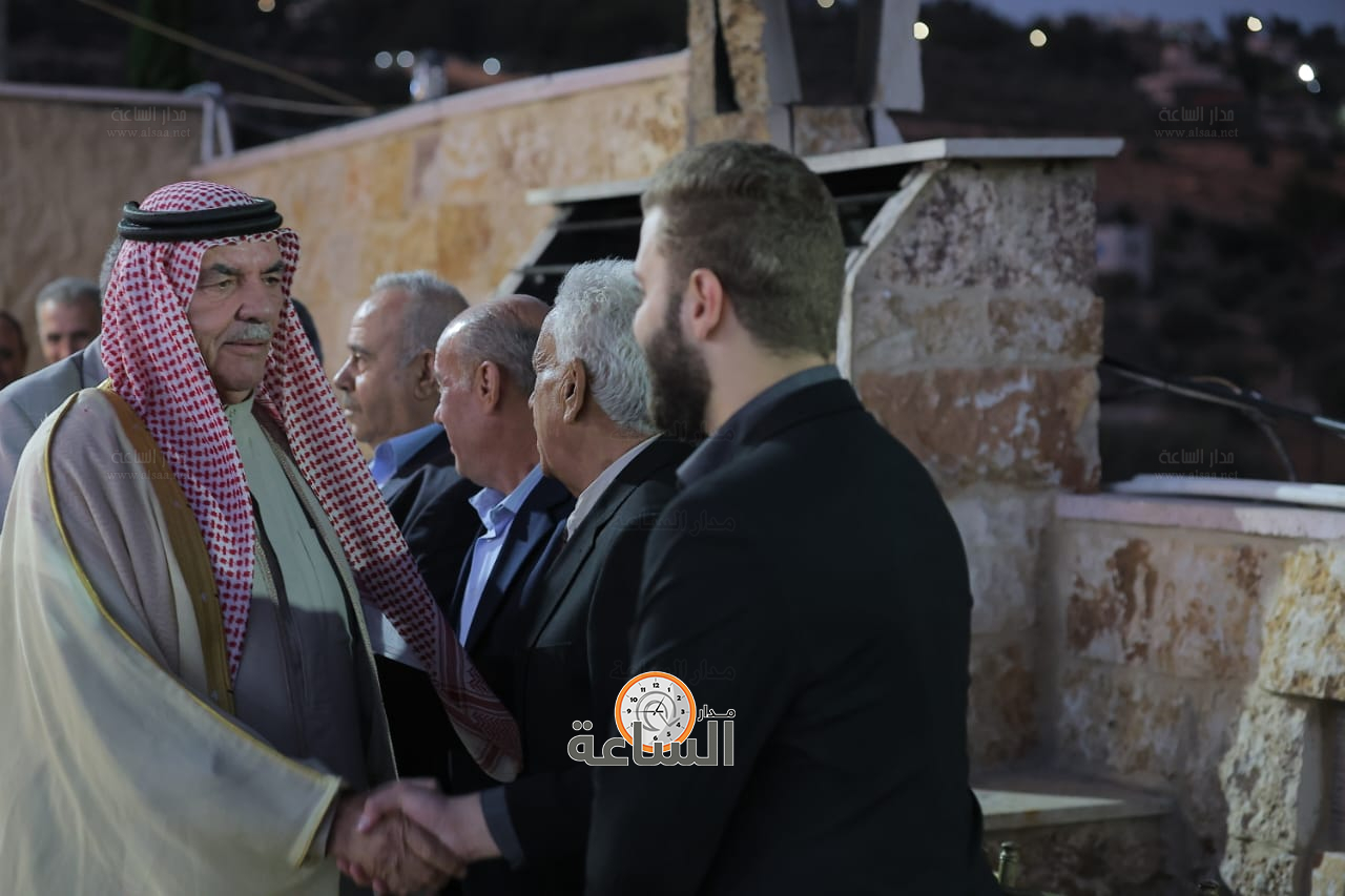 Madar Al-Saa Images 0.7892361664862392