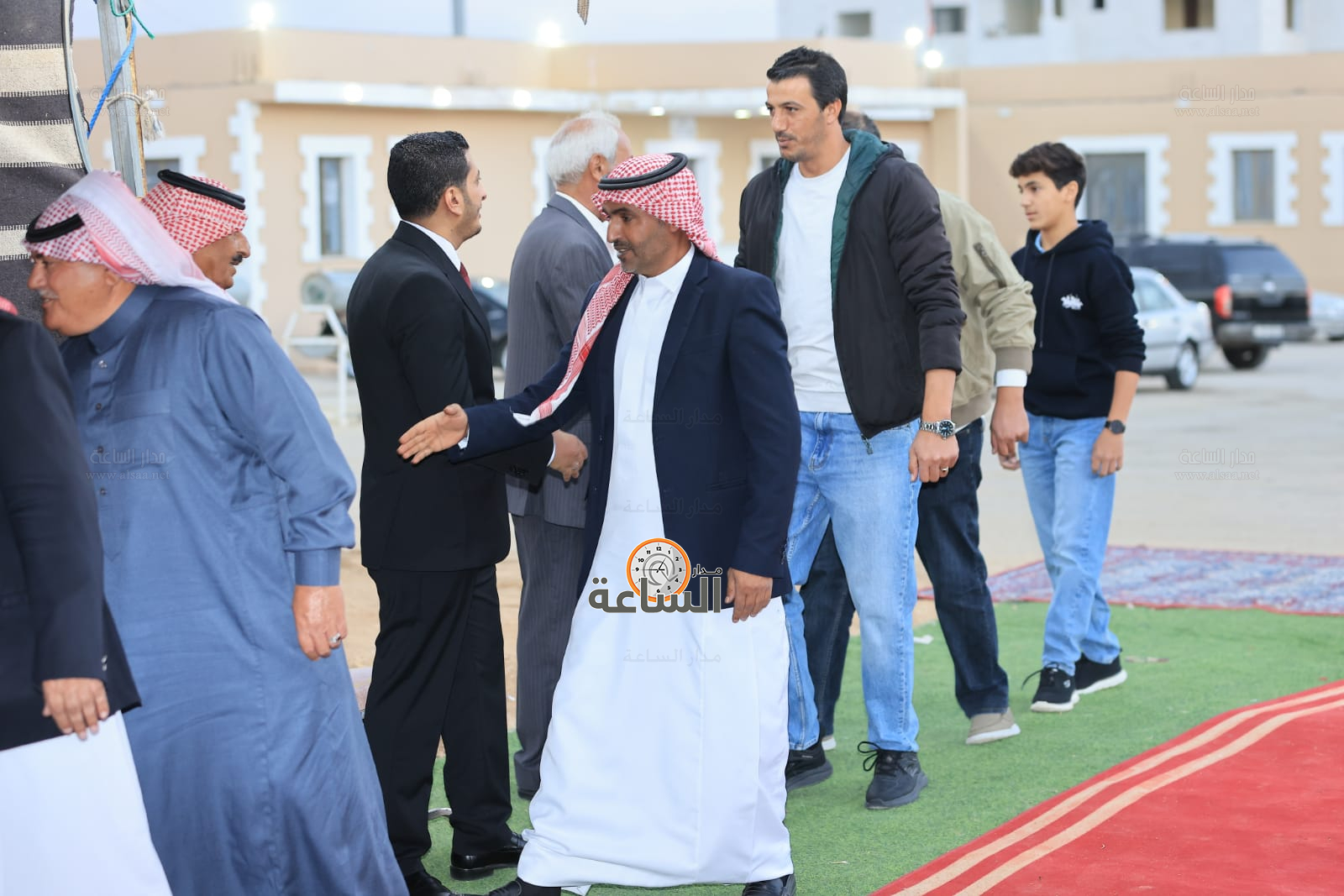 Madar Al-Saa Images 0.8097372783788599