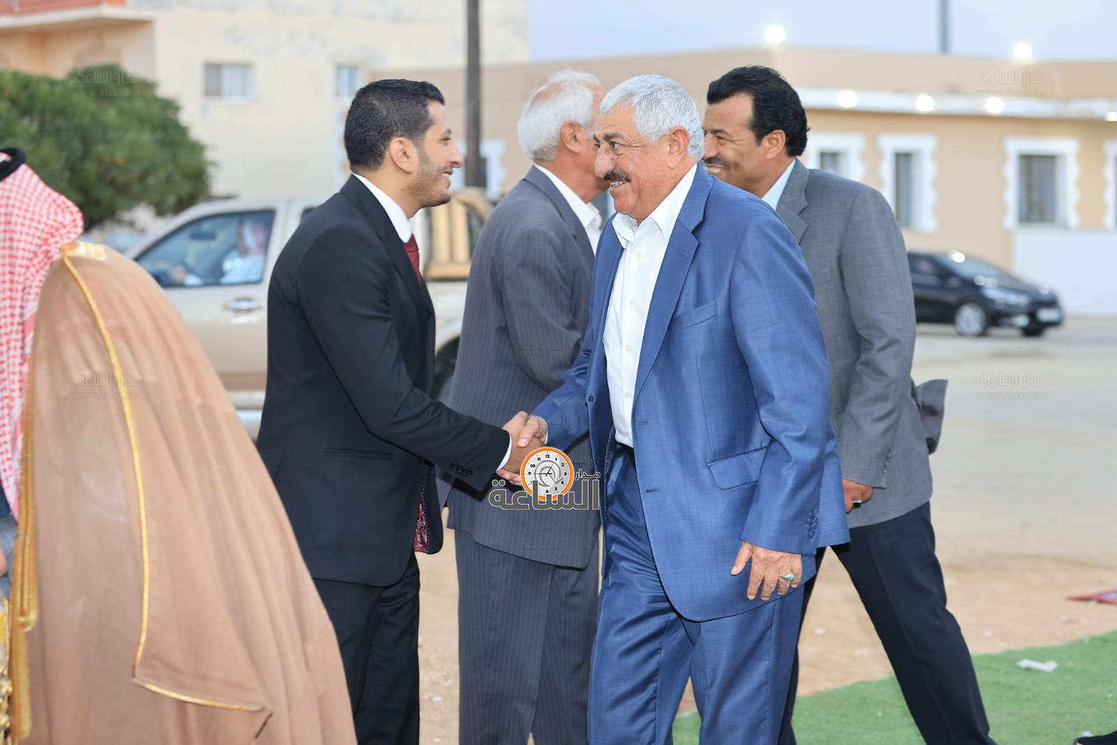 Madar Al-Saa Images 0.32343674365181796